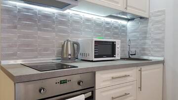 Фото номера Апартаменты-студио Апартаменты Comfort Town Love Home г. Киев 5