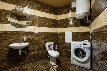 Фото номера Люкс с 1 спальней Апарт-отели naDobu Kiev Apart-Hotel г. Киев 19