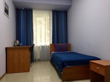 Фото номера Одноместный номер с общим душем и туалетом Отель Westend Hotel Kyiv г. Киев 13