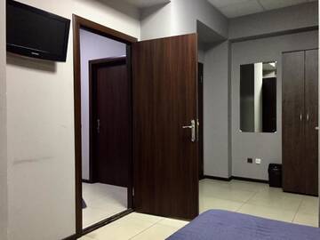 Фото номера Люкс с 2 спальнями Отель Westend Hotel Kyiv г. Киев 8
