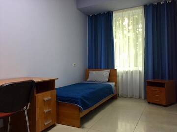 Фото номера Одноместный номер с общим душем и туалетом Отель Westend Hotel Kyiv г. Киев 7