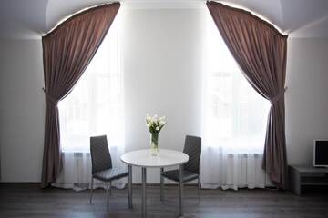 Фото номера Апартаменты Делюкс Апарт-отели Апартотель Sumskaya Apartments г. Киев 4