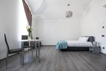 Фото номера Апартаменты Делюкс Апарт-отели Апартотель Sumskaya Apartments г. Киев 5
