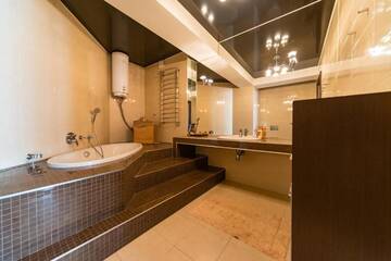 Фото номера Апартаменты Апартаменты VIP 2 bedrooms Apartment in Kiev г. Киев 26