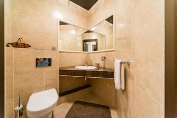 Фото номера Апартаменты Апартаменты VIP 2 bedrooms Apartment in Kiev г. Киев 31