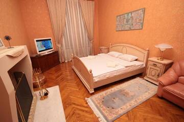 Фото номера Апартаменты с 2 спальнями, Пушкинская 33 Апартаменты Inn Home Apartments - Kreshchatyk area г. Киев 3