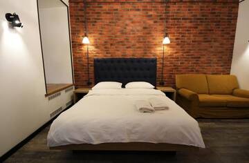 Фото номера Апартаменты-студио Апартаменты Loft Apartments on Desyatynnyi Ln г. Киев 20