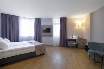 Фото номера Полулюкс Отель Favor Sport Hotel г. Киев 8