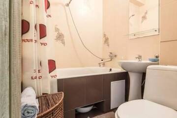 Фото номера Улучшенные апартаменты Апартаменты Comfortable Apartment on the River Bank г. Киев 66