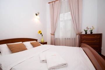 Фото номера Апартаменты с 1 спальней — ул. Шота Руставели, 31Б Апартаменты Apartments in the CENTER on Shota Rustaveli г. Киев 13