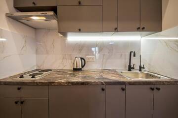Фото номера Апартаменты с балконом Апартаменты Apartments on Ploscha Lva Tolstoho г. Киев 13