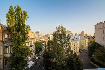 Фото номера Апартаменты с балконом Апартаменты Apartments on Ploscha Lva Tolstoho г. Киев 16