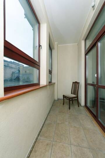 Фото номера Апартаменты с 3 спальнями Апартаменты Apartments near the Olympic Stadium г. Киев 72
