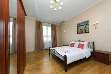 Фото номера Апартаменты с 3 спальнями Апартаменты Apartments near the Olympic Stadium г. Киев 77