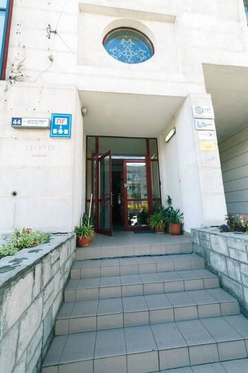 Фото номера Апартаменты с 3 спальнями Апартаменты Apartments near the Olympic Stadium г. Киев 46