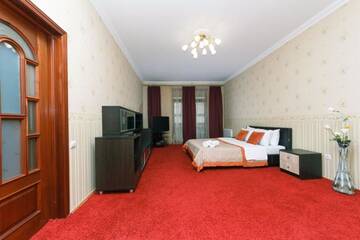 Фото номера Апартаменты с 3 спальнями Апартаменты Apartments near the Olympic Stadium г. Киев 51