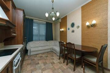 Фото номера Апартаменты с 3 спальнями Апартаменты Apartments near the Olympic Stadium г. Киев 53