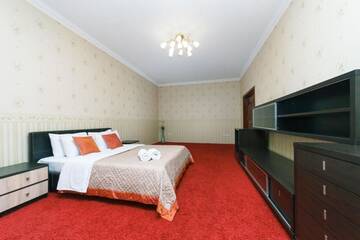 Фото номера Апартаменты с 3 спальнями Апартаменты Apartments near the Olympic Stadium г. Киев 57