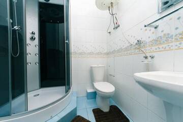 Фото номера Апартаменты с 3 спальнями Апартаменты Apartments near the Olympic Stadium г. Киев 120