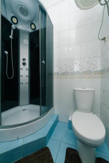 Фото номера Апартаменты с 3 спальнями Апартаменты Apartments near the Olympic Stadium г. Киев 125