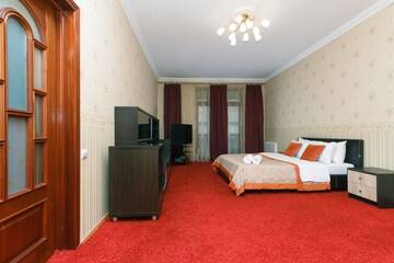 Фото номера Апартаменты с 3 спальнями Апартаменты Apartments near the Olympic Stadium г. Киев 126