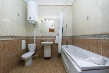 Фото номера Апартаменты с 3 спальнями Апартаменты Apartments near the Olympic Stadium г. Киев 81