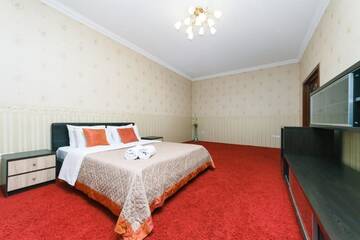 Фото номера Апартаменты с 3 спальнями Апартаменты Apartments near the Olympic Stadium г. Киев 85