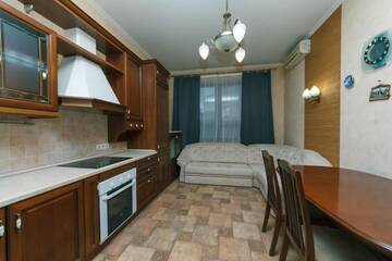 Фото номера Апартаменты с 3 спальнями Апартаменты Apartments near the Olympic Stadium г. Киев 67