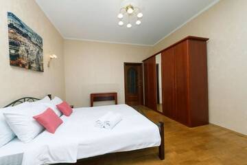 Фото номера Апартаменты с 3 спальнями Апартаменты Apartments near the Olympic Stadium г. Киев 97