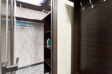 Фото номера Апартаменты Апартаменты VIP studio in the center, Ohmatdet, KPI г. Киев 15