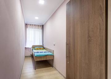 Фото номера Одноместный номер с общим душем и туалетом Хостелы Colorhostel г. Киев 6