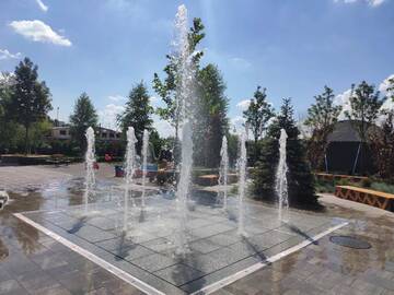 Фото номера Улучшенные апартаменты с видом на озеро Апартаменты Solo Apartment Kamenskaya г. Киев 3