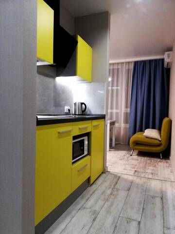 Фото номера Улучшенные апартаменты с видом на озеро Апартаменты Solo Apartment Kamenskaya г. Киев 5