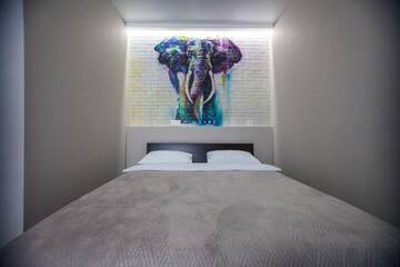 Фото номера Улучшенные апартаменты с видом на озеро Апартаменты Solo Apartment Kamenskaya г. Киев 12