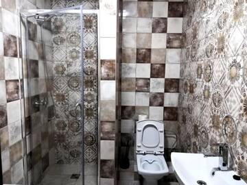 Фото номера Улучшенные апартаменты с видом на озеро Апартаменты Solo Apartment Kamenskaya г. Киев 13