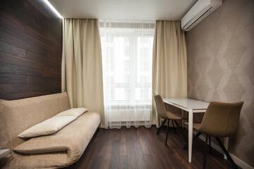 Фото номера Номер-студио с кроватью размера &quot;king-size&quot; и диван-кроватью Апартаменты Solo Apartment Kamenskaya г. Киев 5