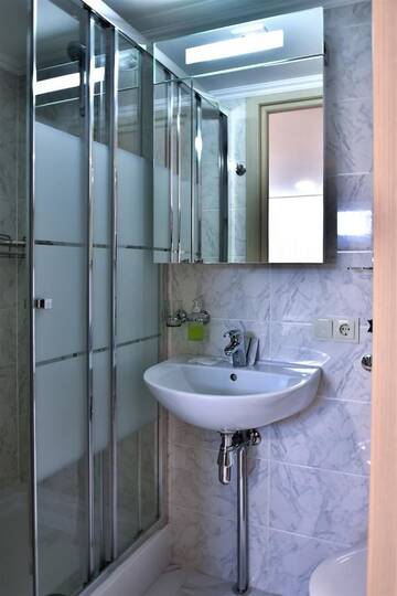Фото номера Улучшенный двухместный номер с 1 кроватью Мини-отель EXPO Hotel Comfort г. Киев 2