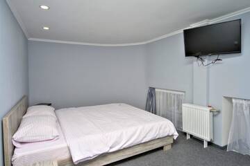 Фото номера Апартаменты с 2 спальнями Отель Grand Apartments г. Киев 3