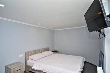Фото номера Апартаменты с 2 спальнями Отель Grand Apartments г. Киев 2