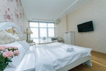 Фото номера Апартаменты Апартаменты Panoramic luxury apartments with Jacuzzi Obolonskaya embankment г. Киев 8