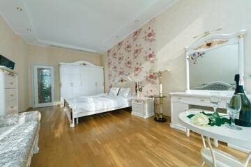 Фото номера Апартаменты Апартаменты Panoramic luxury apartments with Jacuzzi Obolonskaya embankment г. Киев 54