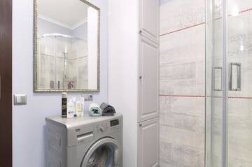 Фото номера Апартаменты Апартаменты 1BR apartment in the old city center (Kyïv) г. Киев 73