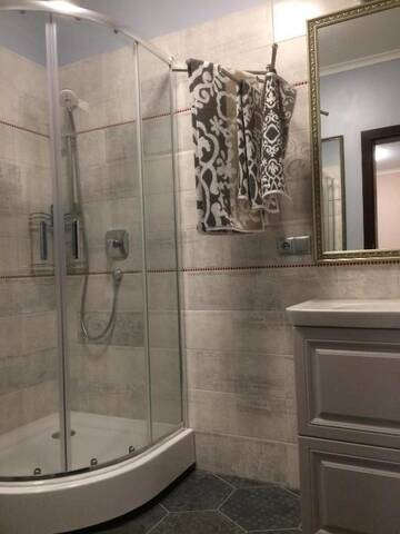 Фото номера Апартаменты Апартаменты 1BR apartment in the old city center (Kyïv) г. Киев 42