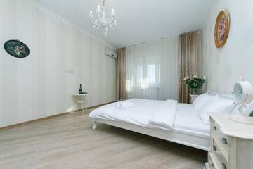 Фото номера Апартаменты с 3 спальнями Апартаменты Spacious Apartments with 3 bedrooms Obolon Metro Minsk г. Киев 50