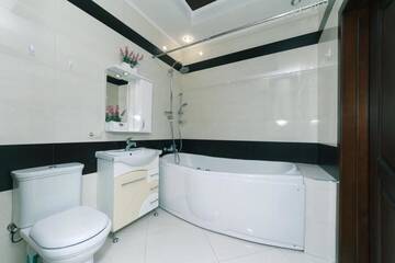Фото номера Апартаменты с 3 спальнями Апартаменты Spacious Apartments with 3 bedrooms Obolon Metro Minsk г. Киев 68