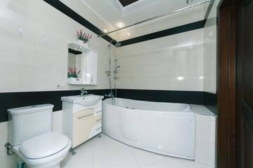 Фото номера Апартаменты с 3 спальнями Апартаменты Spacious Apartments with 3 bedrooms Obolon Metro Minsk г. Киев 31