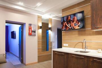 Фото номера Апартаменты с 1 спальней Апартаменты Sauna, Big Jacuzzi , Khreshchatyk apartments г. Киев 77