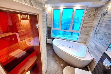 Фото номера Апартаменты с 1 спальней Апартаменты Sauna, Big Jacuzzi , Khreshchatyk apartments г. Киев 45