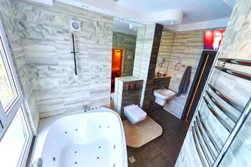 Фото номера Апартаменты с 1 спальней Апартаменты Sauna, Big Jacuzzi , Khreshchatyk apartments г. Киев 36