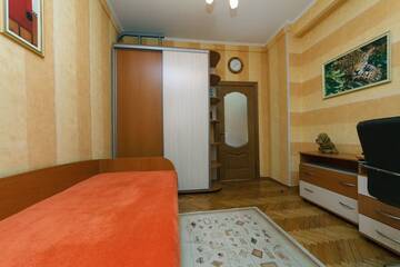 Фото номера Апартаменты с 2 спальнями Апартаменты Three-room apartments at the Polytechnic Institute г. Киев 10